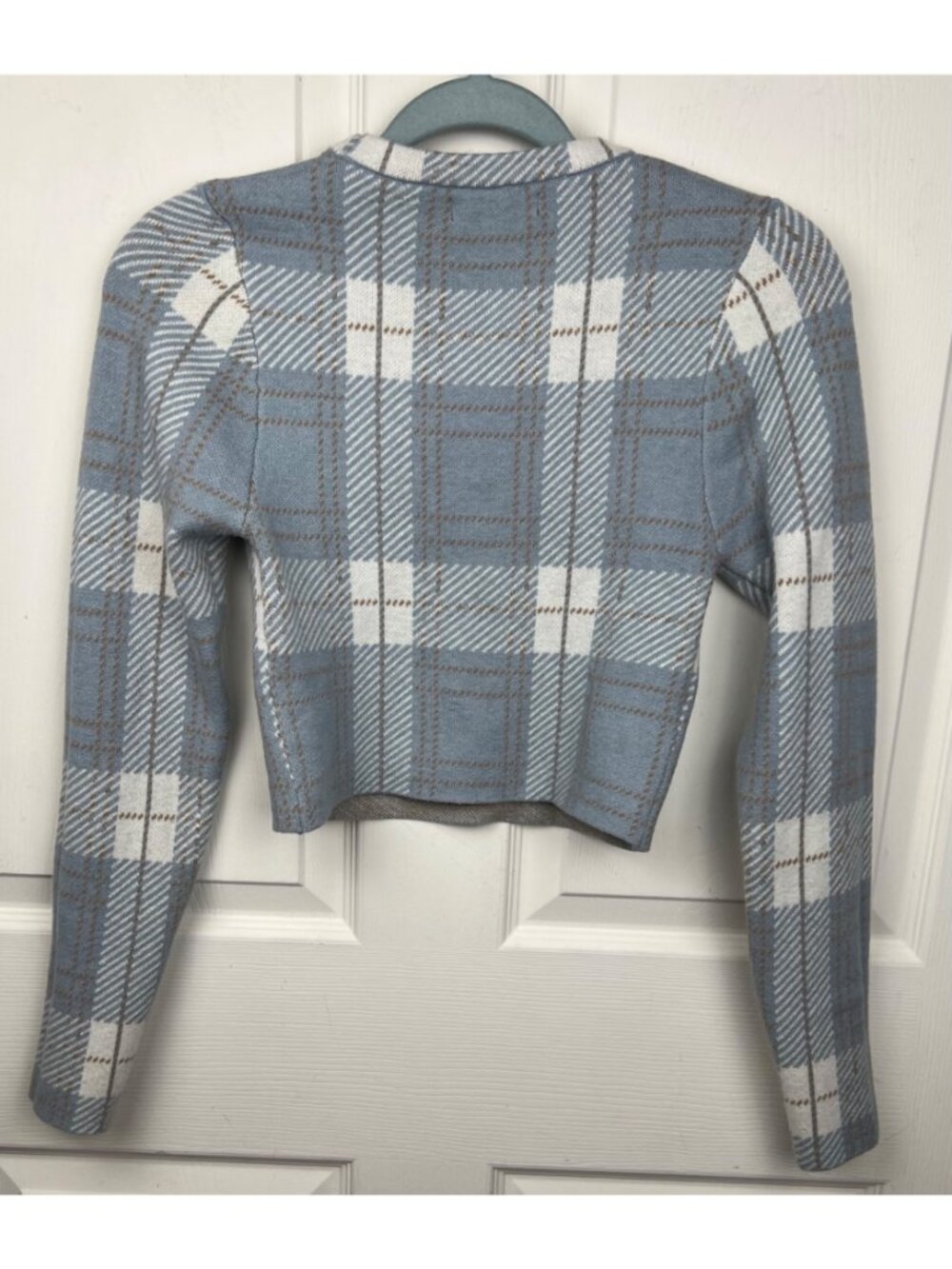 Love Tree Plaid Cropped Sweater - Picture 5 of 7